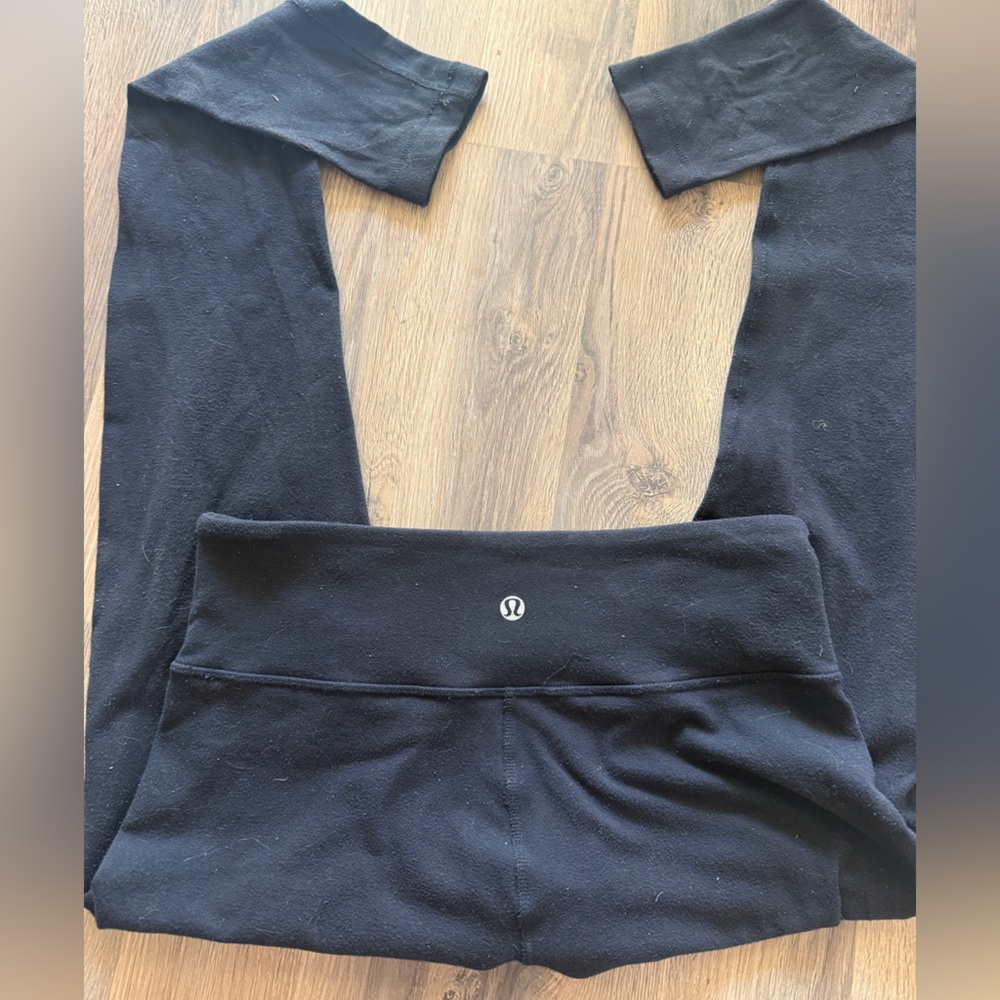 Lululemon Black High-Rise Leggings with Logo